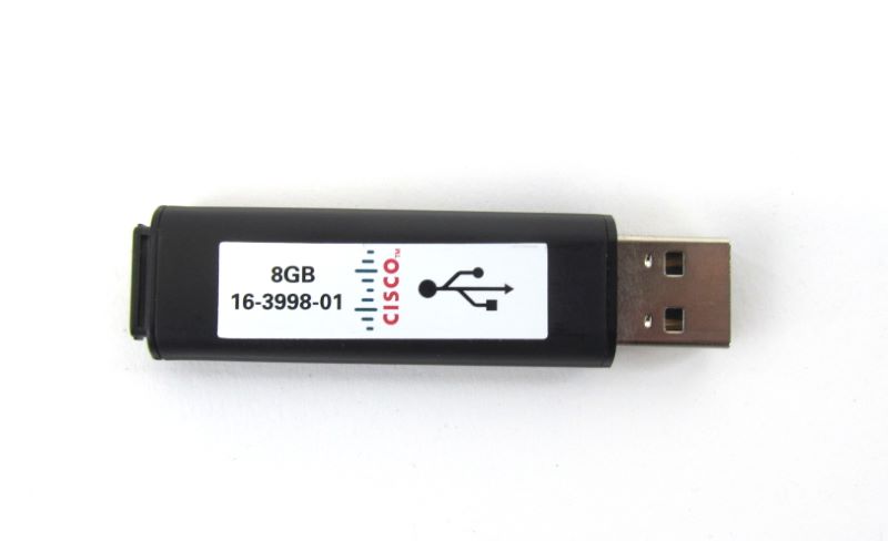 CISCO N7K-USB-8GB