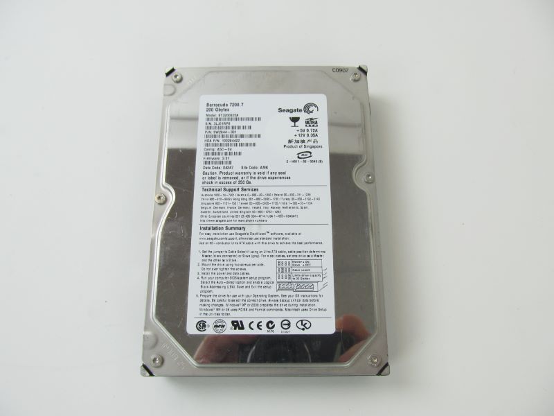 Seagate ST3200822AS